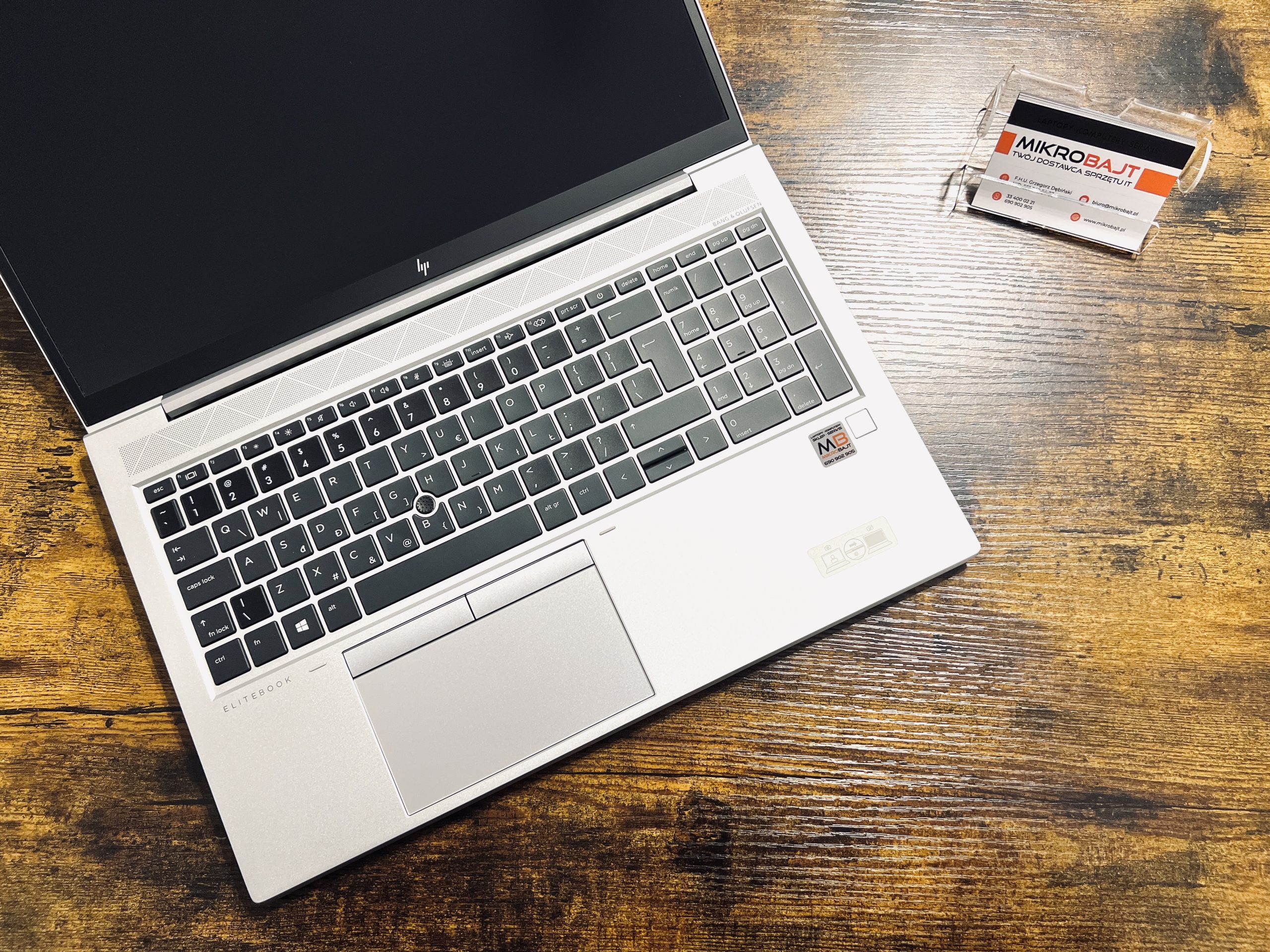 Laptop poleasingowy – czy warto?